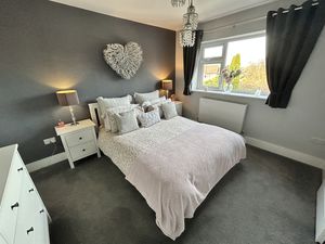 Photo 33- click for photo gallery